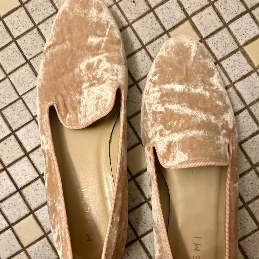 M. Gemi pale pink velvet flats